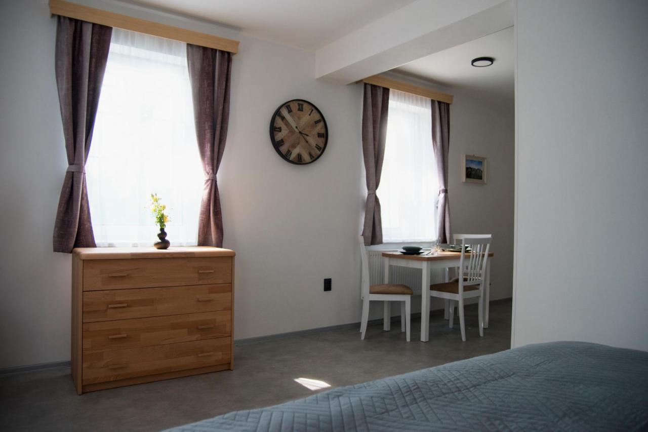 Apartmany Golias Krásná Lípa Exterior foto